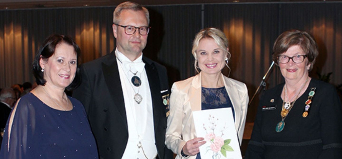 Odd Fellow Veljeskunta lahjoittaa SOS-Lapsikylälle