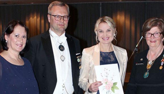 Odd Fellow Veljeskunta lahjoittaa SOS-Lapsikylälle